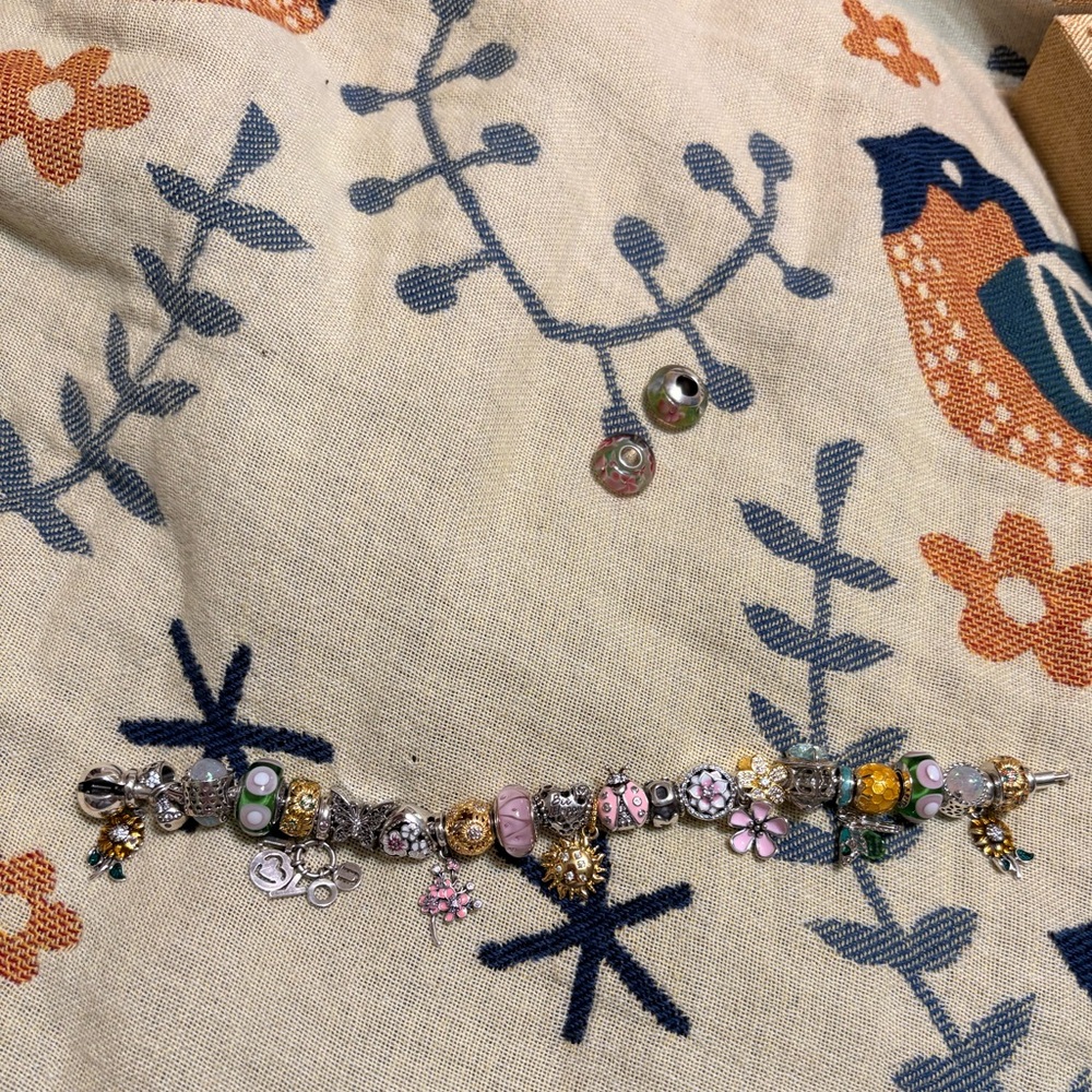 Linx bracelet with mixed floral charms